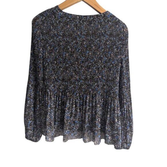 Aritzia Wilfred Daydreamer V-Neck Blouse - Picture 6 of 9